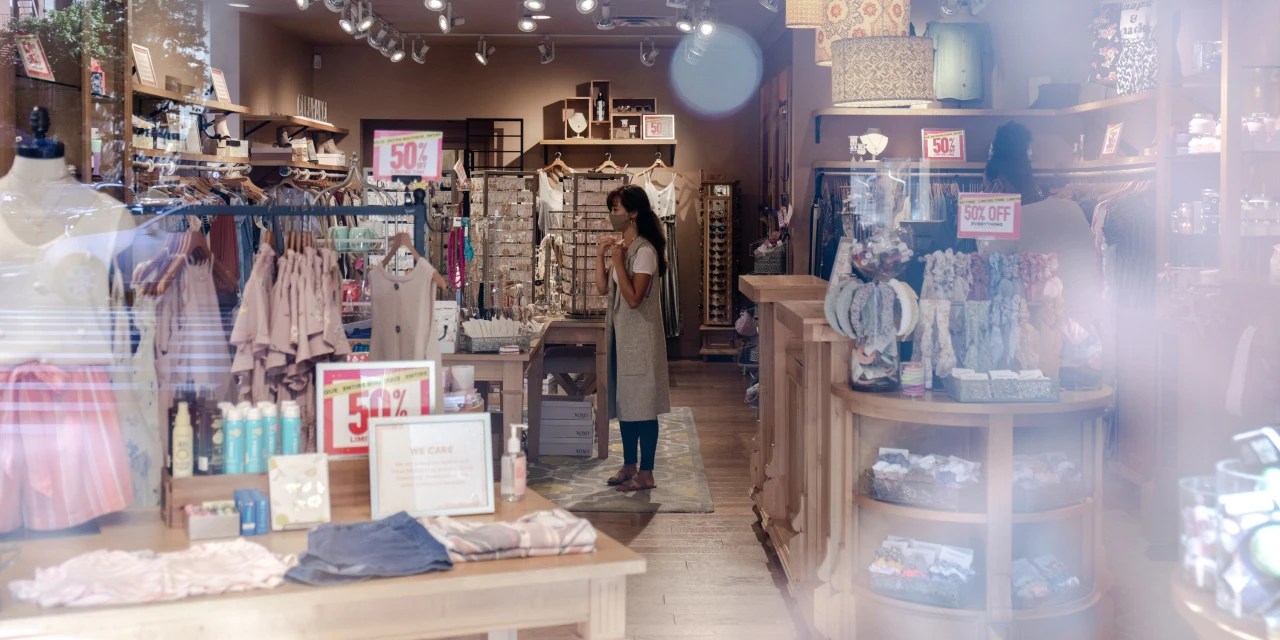 Clothing Chain Francesca’s Files Bankruptcy to Sell Itself