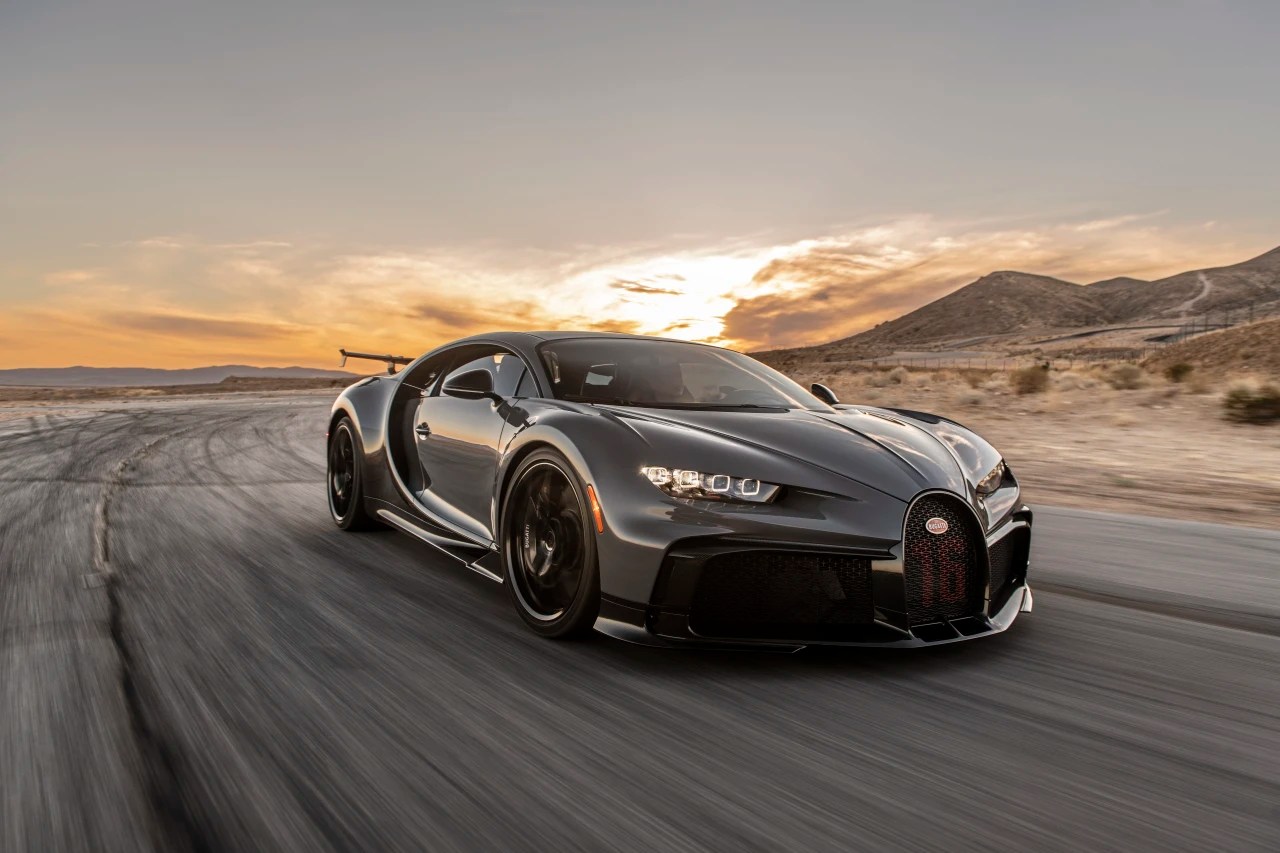 Top 300+how fast is a bugatti chiron