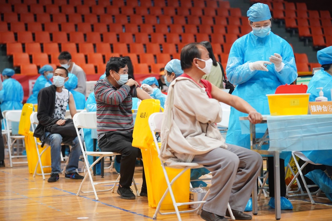 Exclusive China Plans to Approve First Foreign Covid19 Vaccine by July