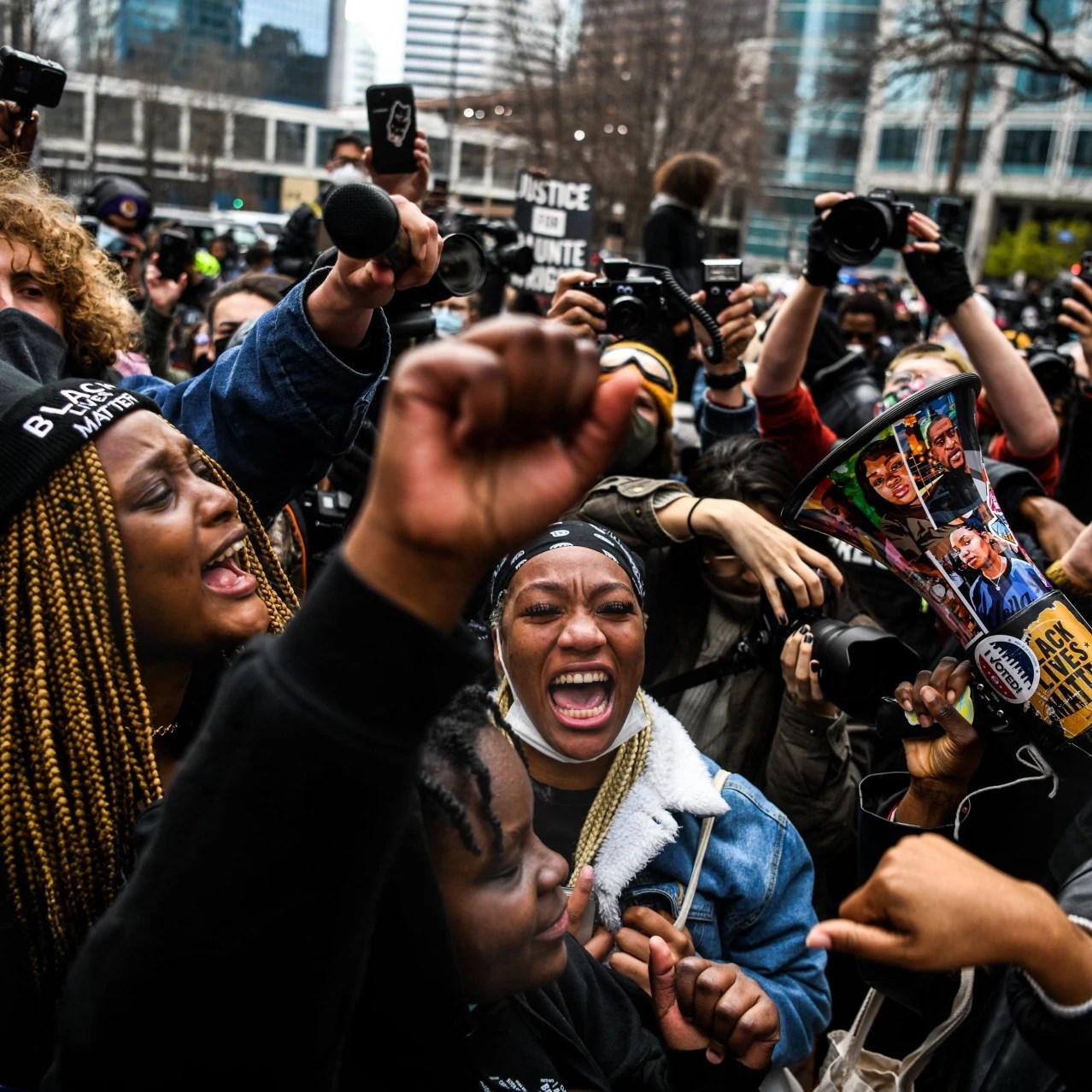 Black Americans Greet Derek Chauvin Conviction With Relief, Caution WSJ