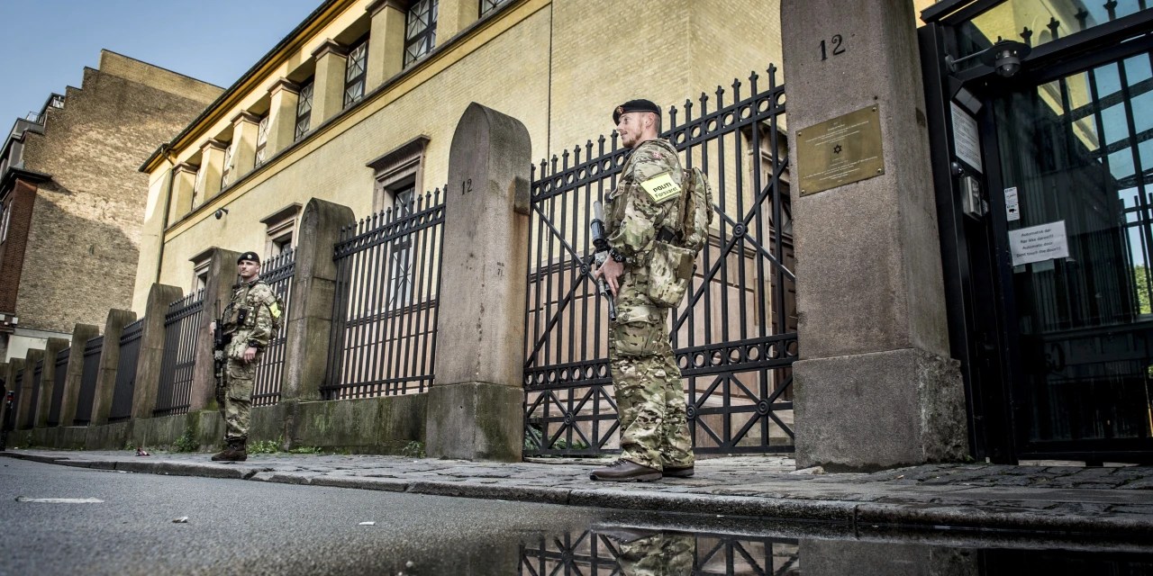 For Europe’s Jews, Worship Comes With a Heavy Dose of Security WSJ