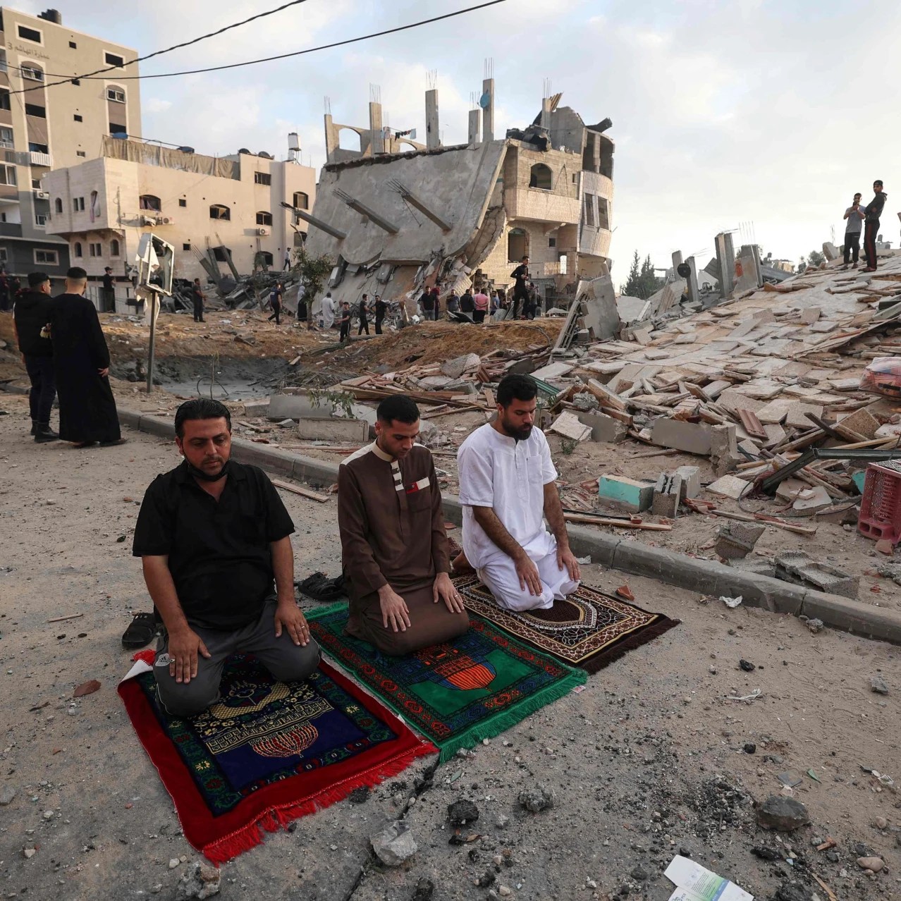 Muslims in Gaza Face Somber Eid Under Barrage of Israeli Rockets WSJ