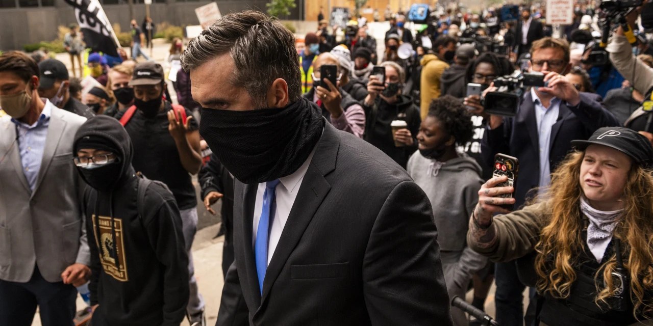 Prosecutors in Floyd Case Weigh Adding ThirdDegree Murder