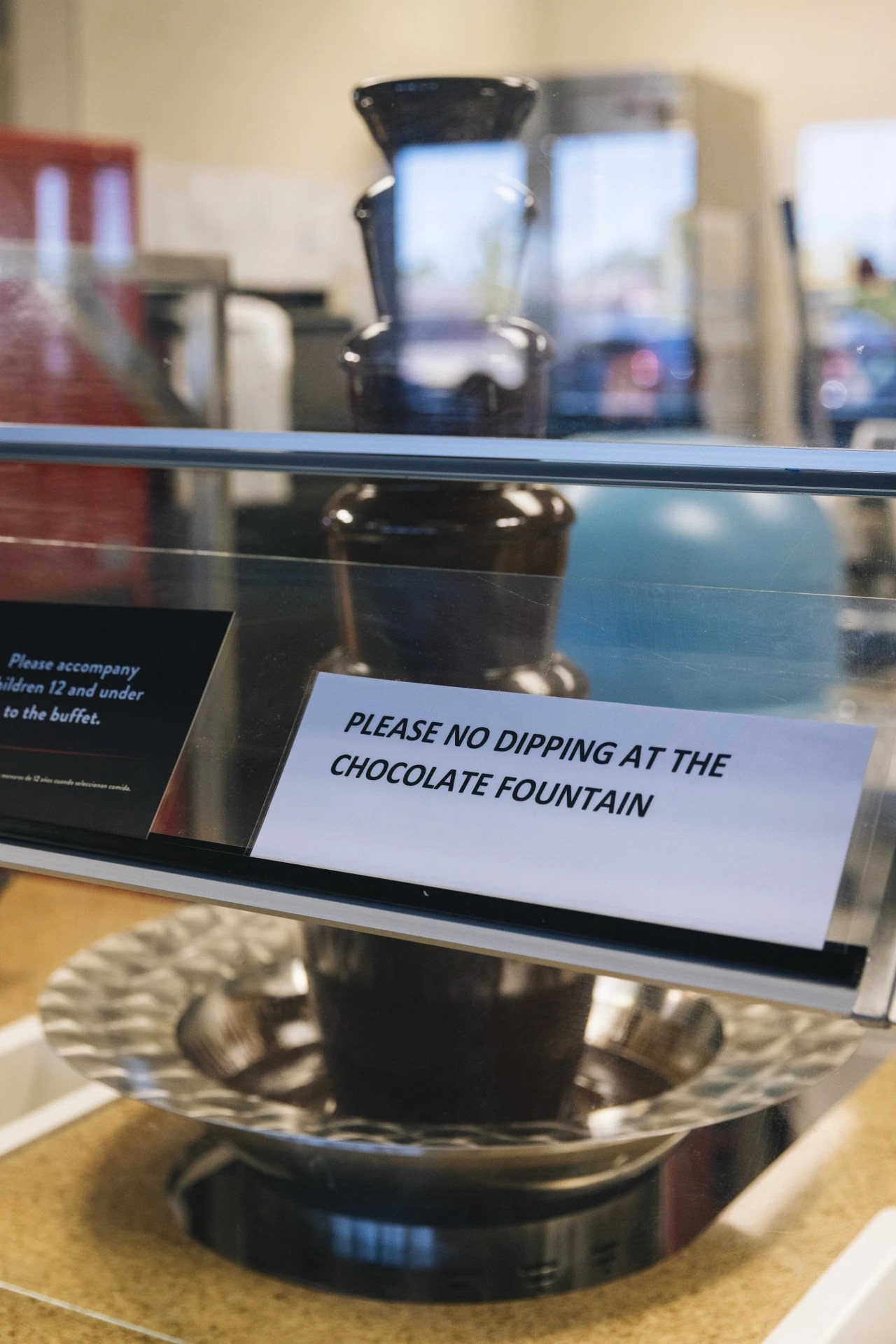 Chocolate Fountain Golden Corral