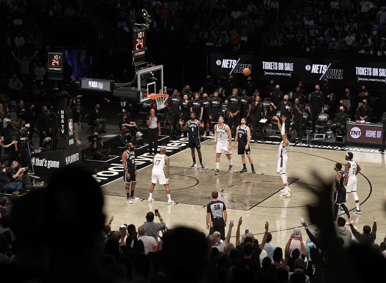 AlleyOops, Free Throws and the Biggest Shots of the NBA Playoffs WSJ