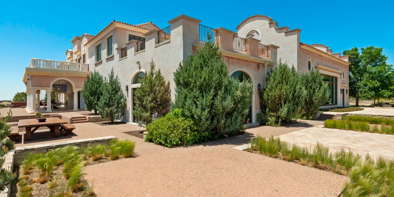 Jeffrey Epstein’s 8,000Acre New Mexico Ranch Lists for 27.5 Million WSJ