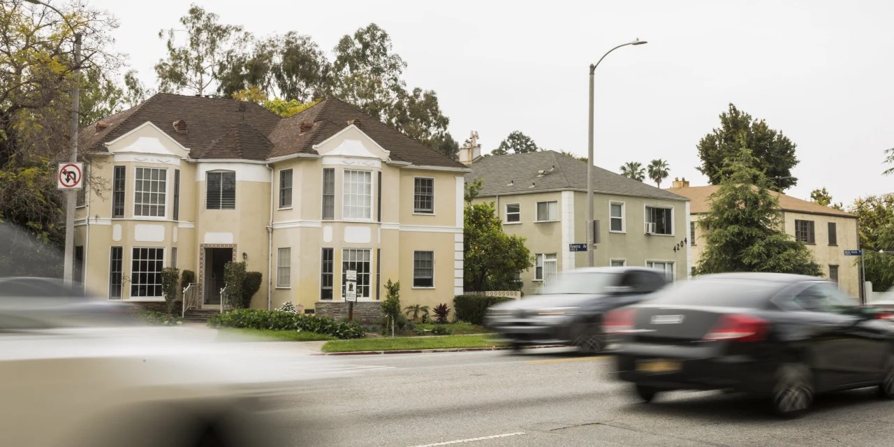Fraction of Covid19 Rental Assistance Reaches Tenants and Landlords WSJ