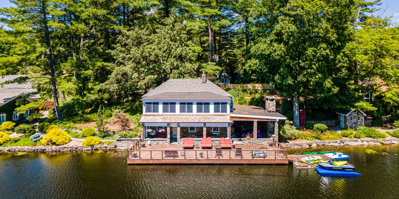 In New York’s Hudson Valley, a Nudist Colony Turned Private Compound Asks $19.95 Million - WSJ