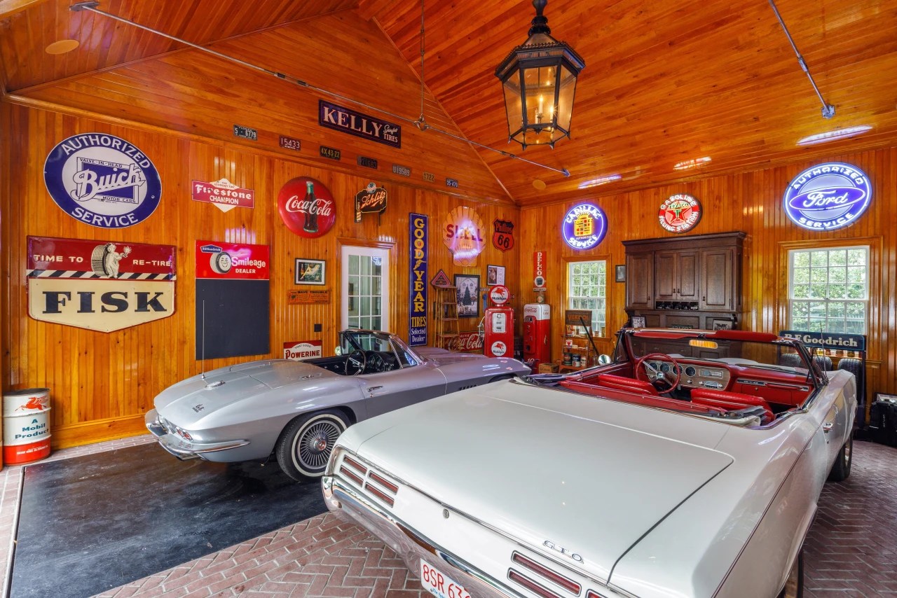 For This Architect, the Garage Isn’t an Afterthought—It’s Often the