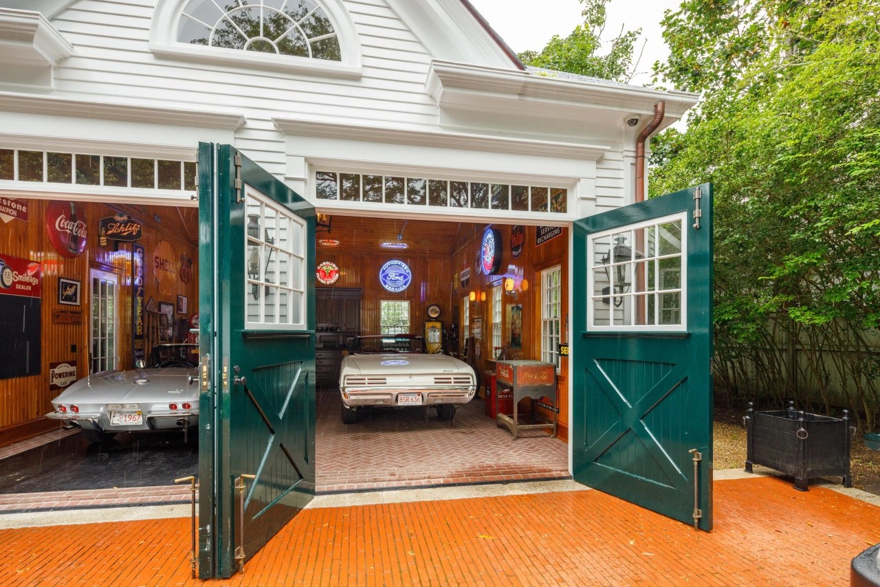 For This Architect, the Garage Isn’t an Afterthought—It’s Often the