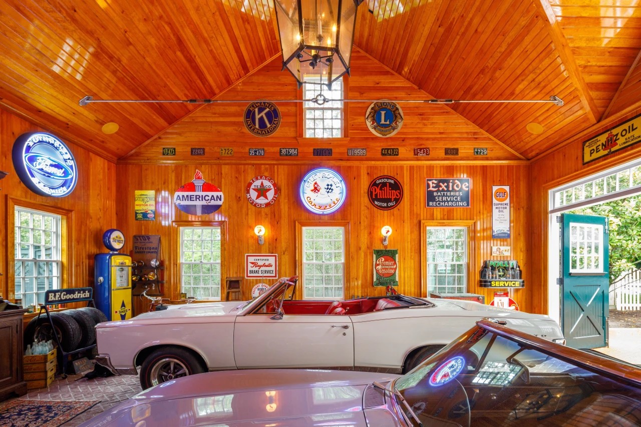 For This Architect, the Garage Isn’t an Afterthought—It’s Often the