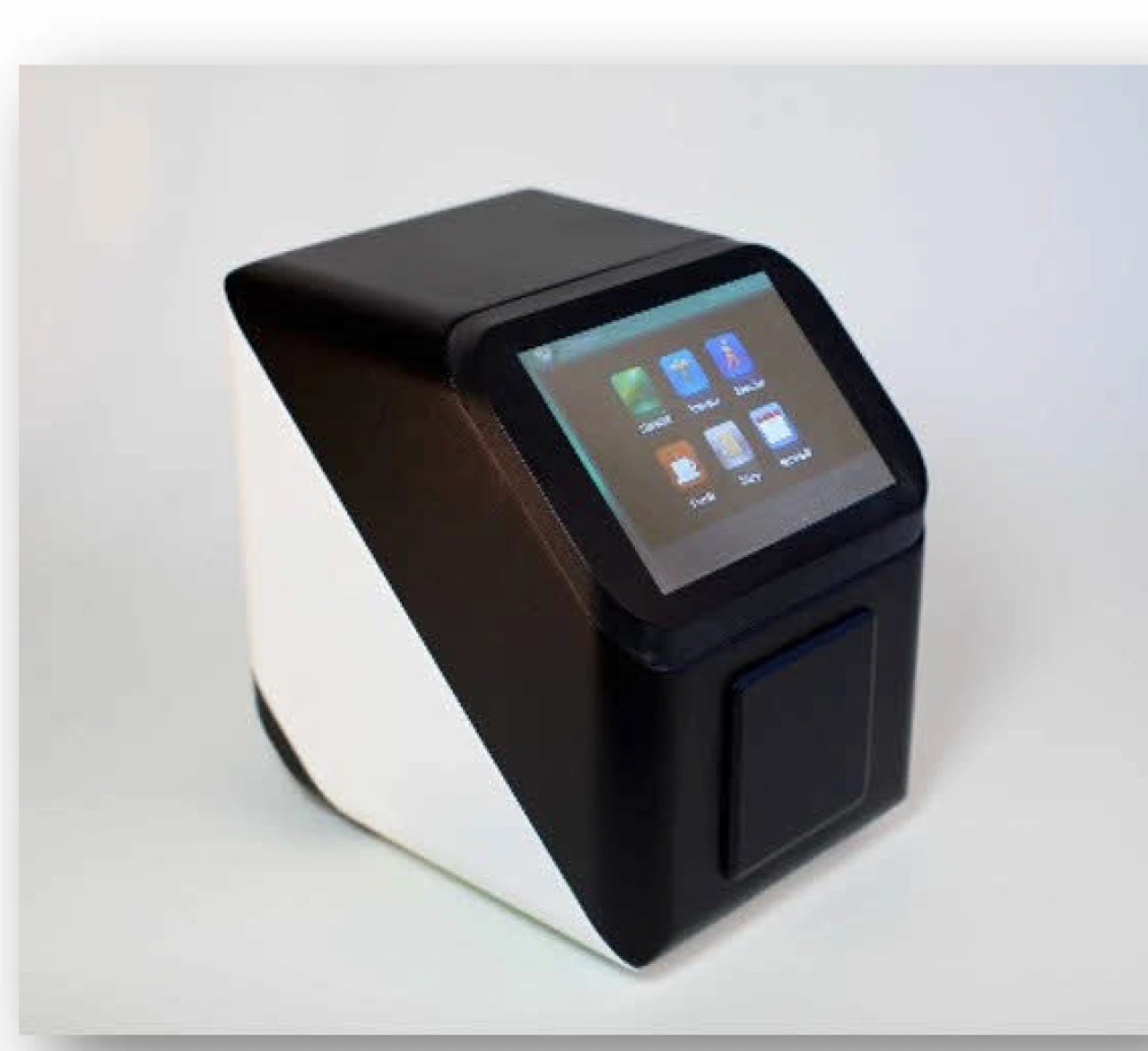 Lab Director Testifies He Cleared Tests for Patient Use