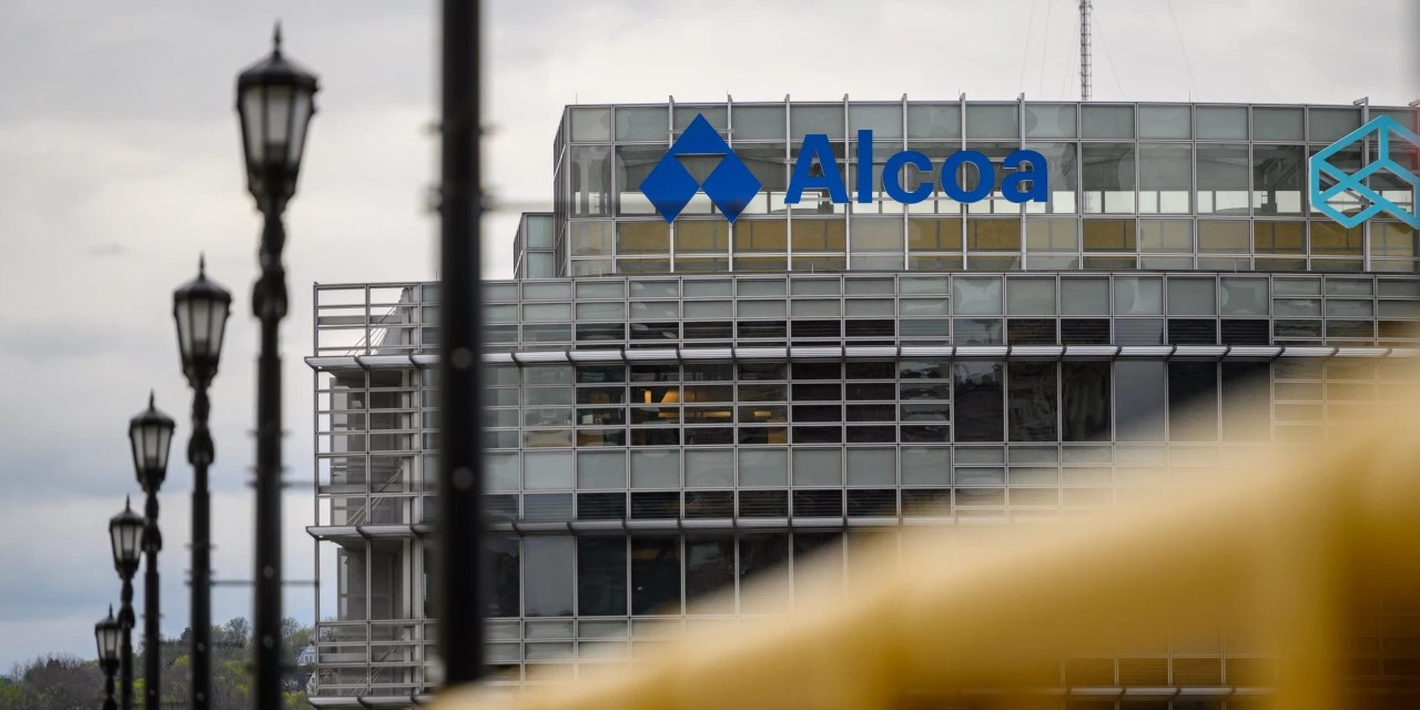 Alcoa’s Sales Rise 31 on Strong Aluminium Prices WSJ