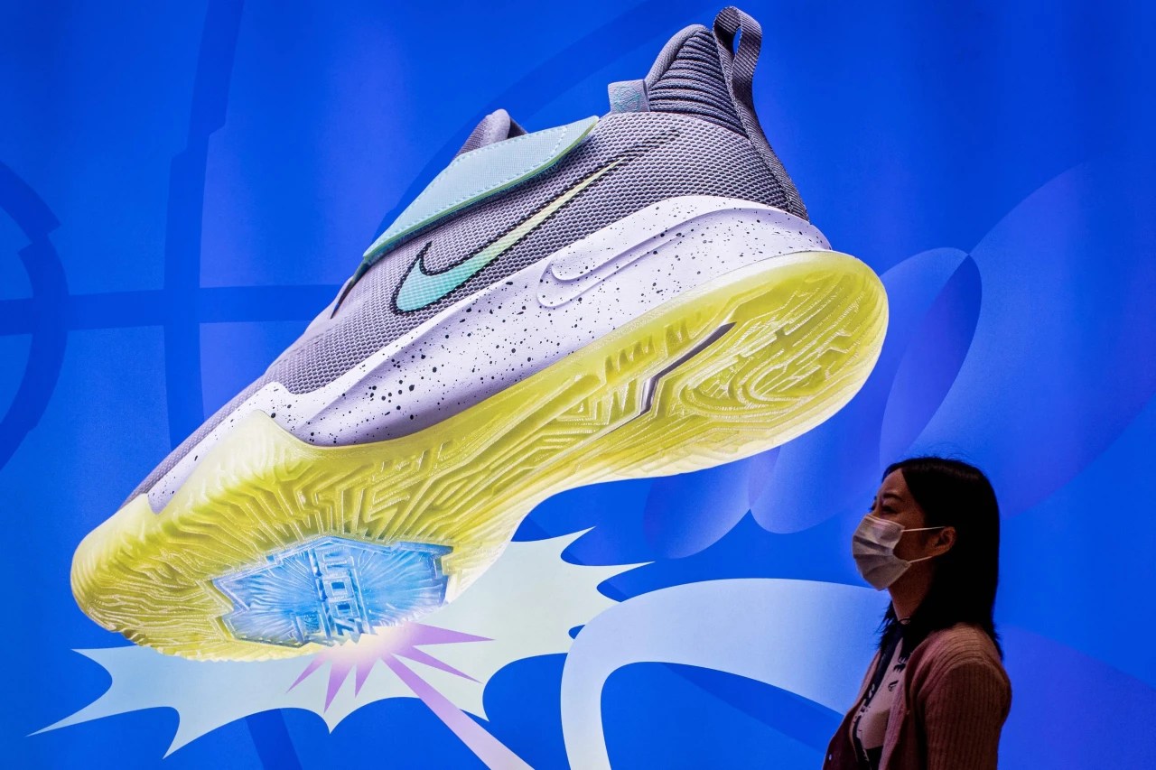 Zuerst Kraftvoll Rille how does nike train their employees canada