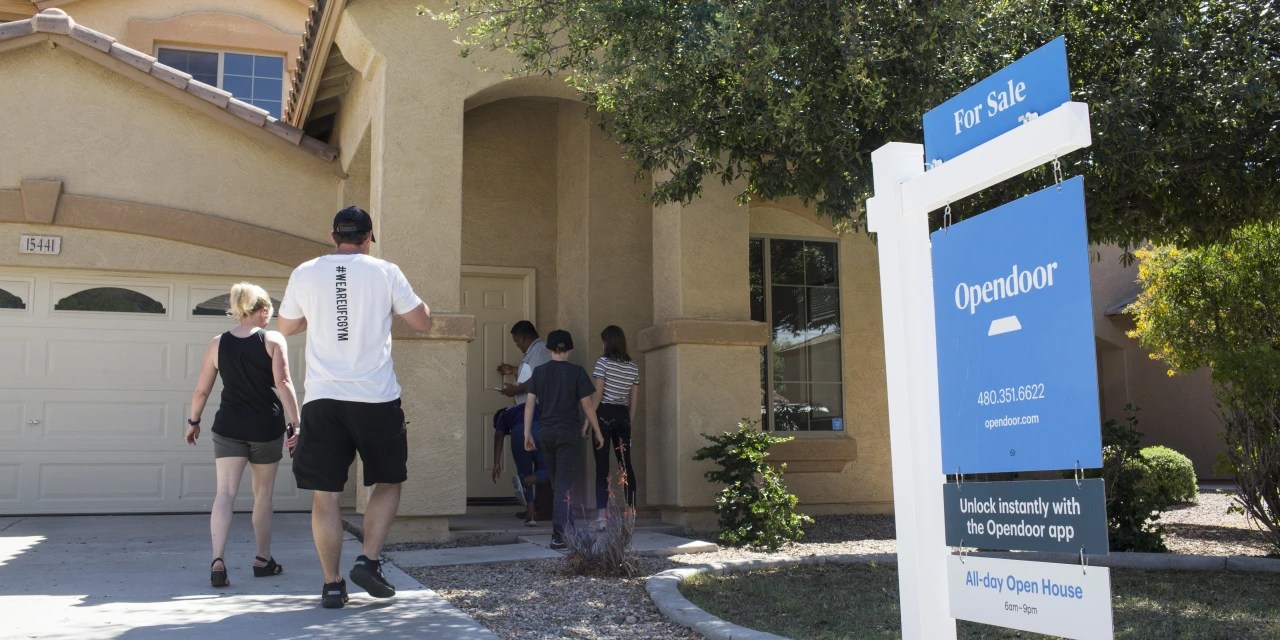 Zillow’s HomeFlipping Demise Puts Other iBuyers on the Spot WSJ
