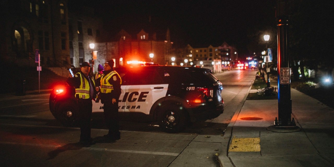 Five Dead in Wisconsin After Driver Plows Into Waukesha Christmas Parade WSJ