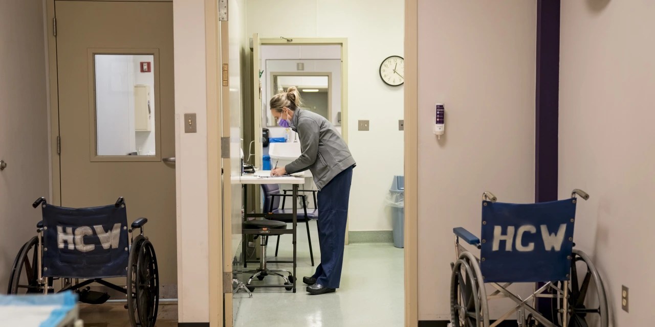 Illinois Abortion Clinics Are Preparing for a Potential PostRoe World