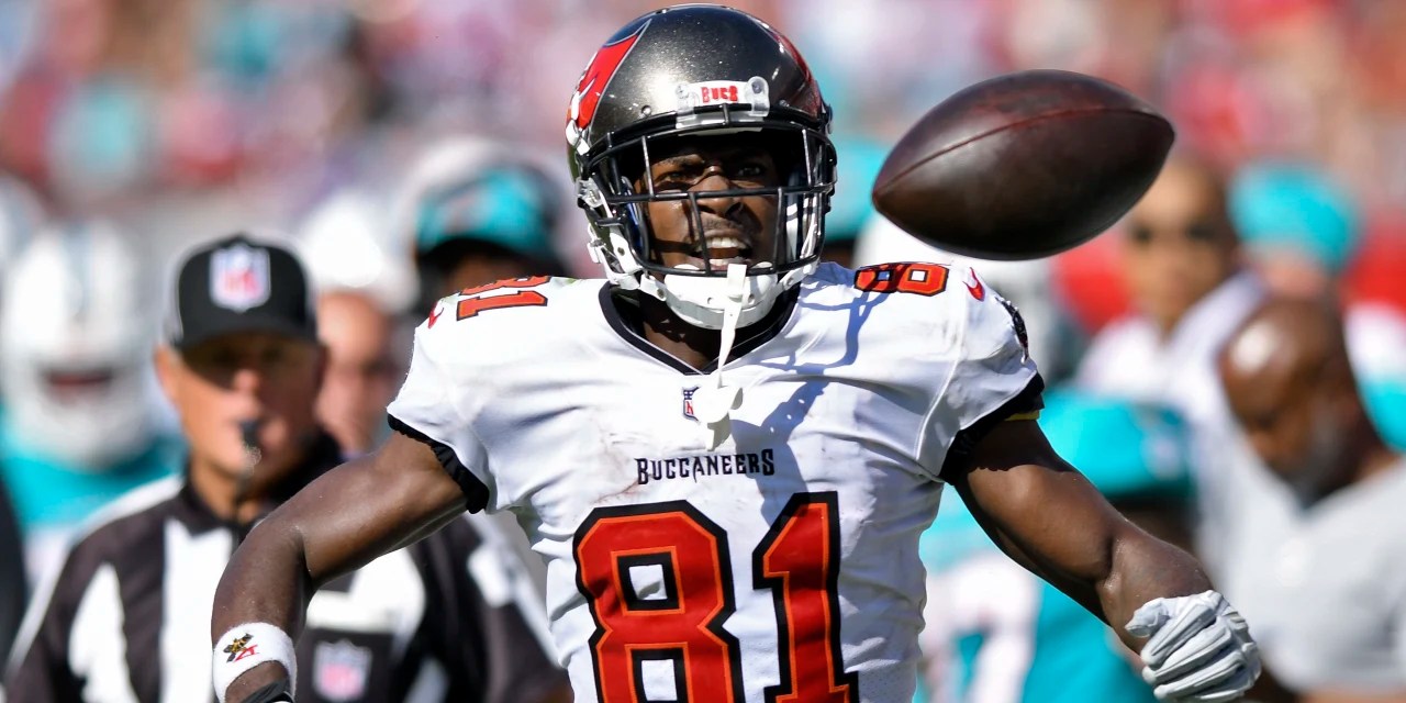 How the NFL Ruled Antonio Brown’s Vaccine Card Was Why It’s