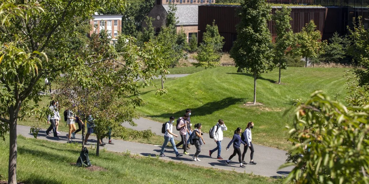 Top Colleges in the Northeast by Size WSJ