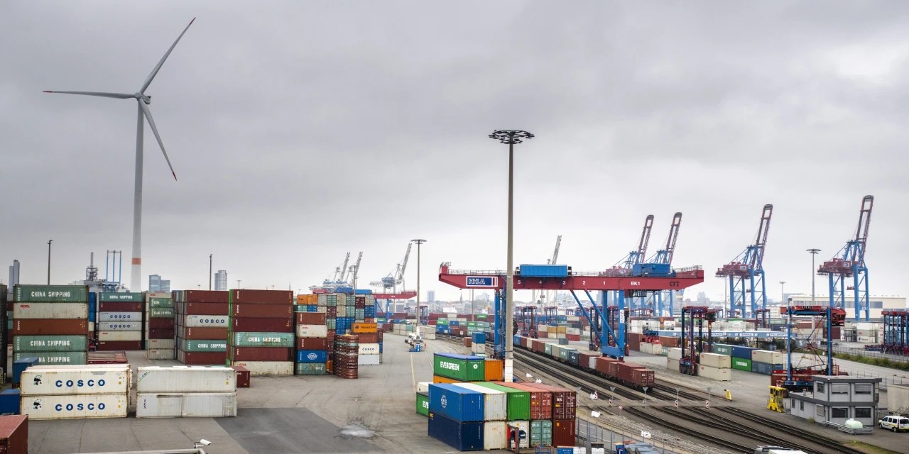 Germany's Vast Foreign Surpluses Are Finally Falling, Fulfilling An Old U.s. Demand - Wsj 640_x_1280_jpg