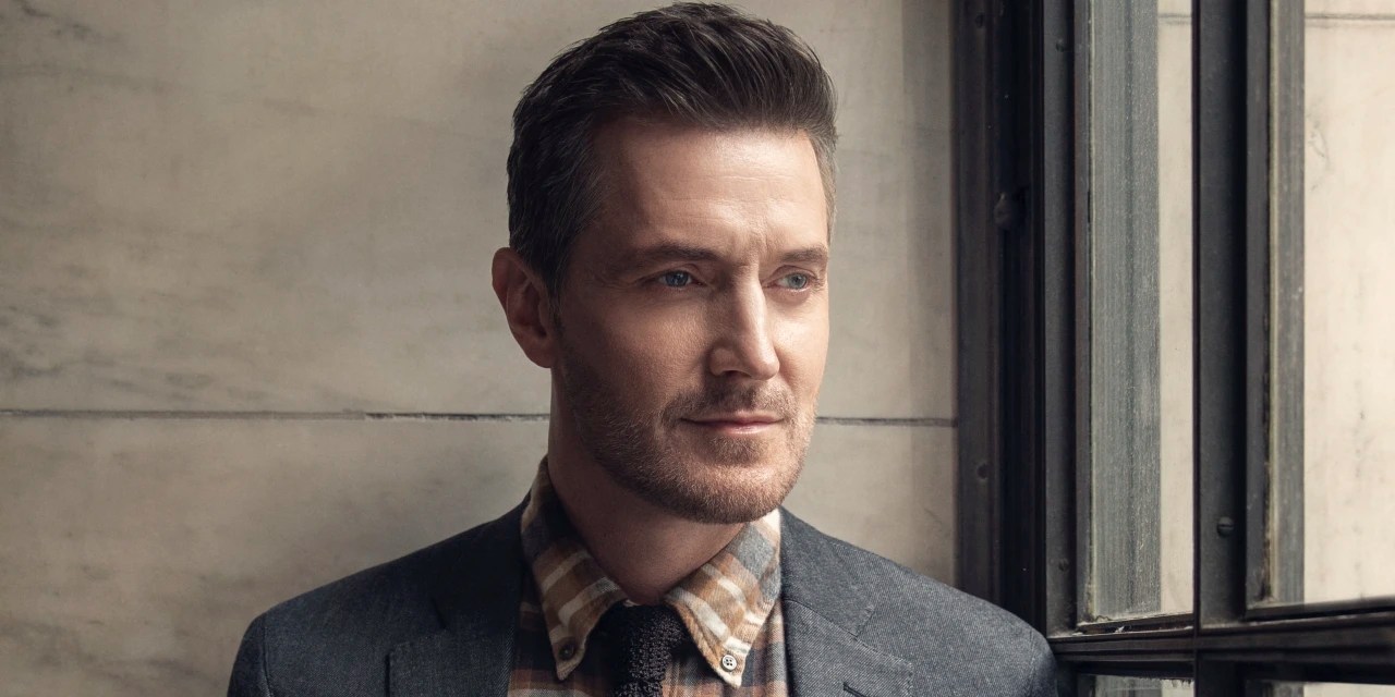 ‘Stay Close’ Actor Richard Armitage Was Named for a Monarch, Later