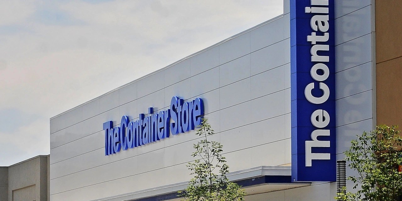 Leonard Green Sets 17 Billion Goal for Latest Fundraising Round WSJ