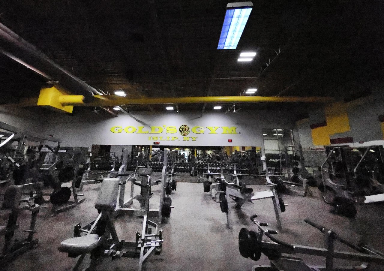Inside Gold's Gym vlr.eng.br