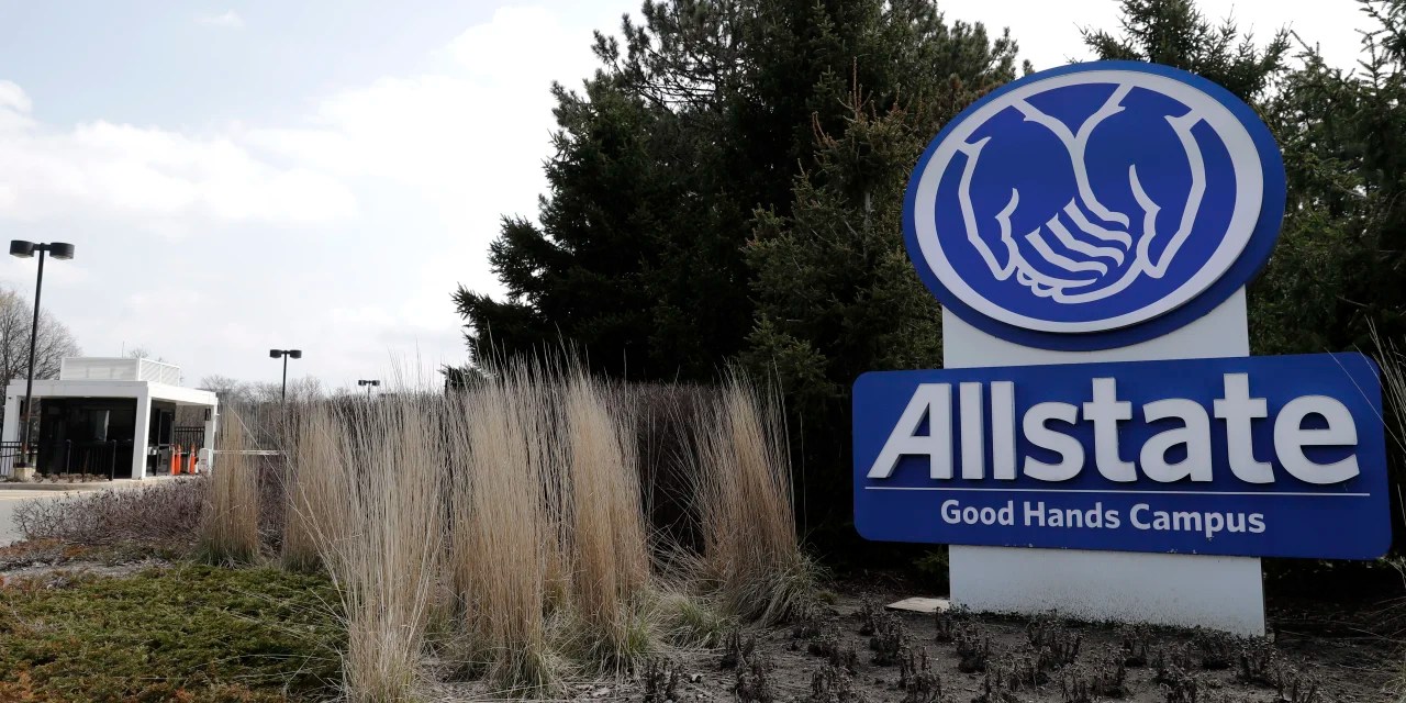 Auto insurance stocks are steered through traffic New