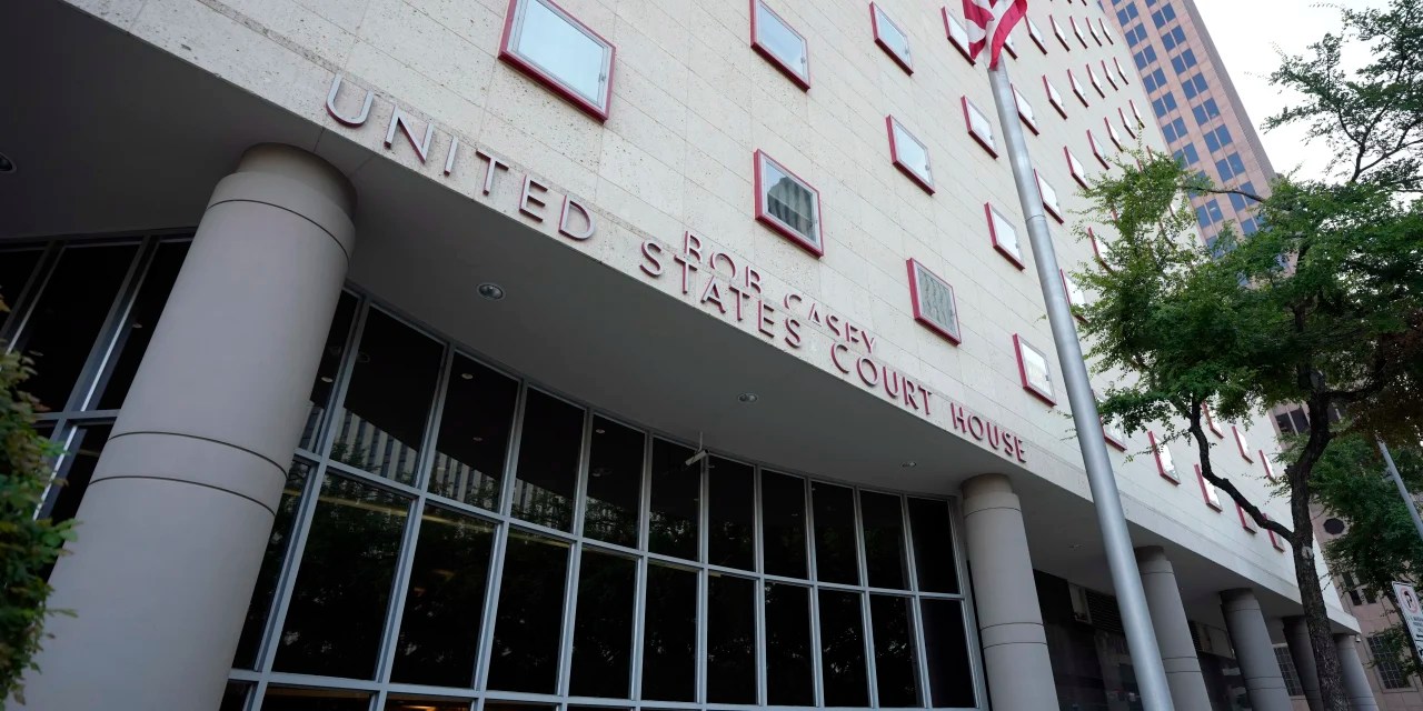 U.S. Judge Seizes Control of Bankruptcy Scandal Cases From Houston