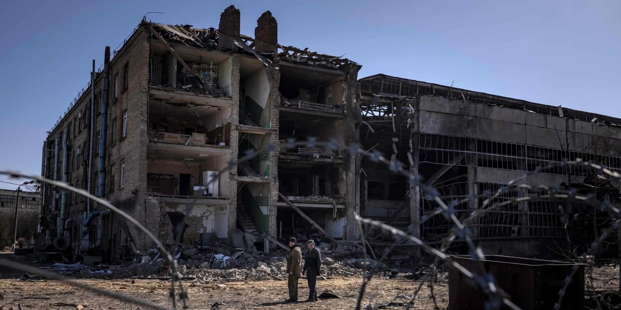 Kyiv Rocked by Explosions as Russia Steps Up Attacks WSJ