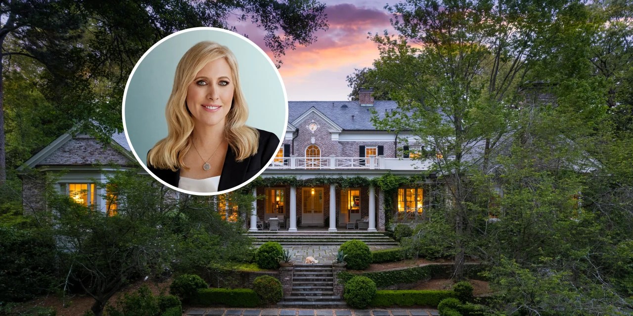 ‘Something Borrowed’ Author Emily Giffin Asks 8.995 Million for
