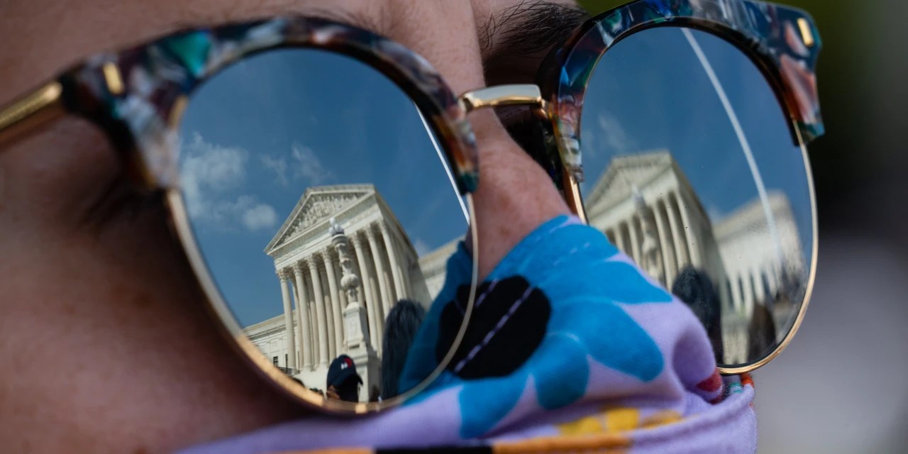 What a Supreme Court Ruling on Roe v. Wade Would Mean for Women WSJ