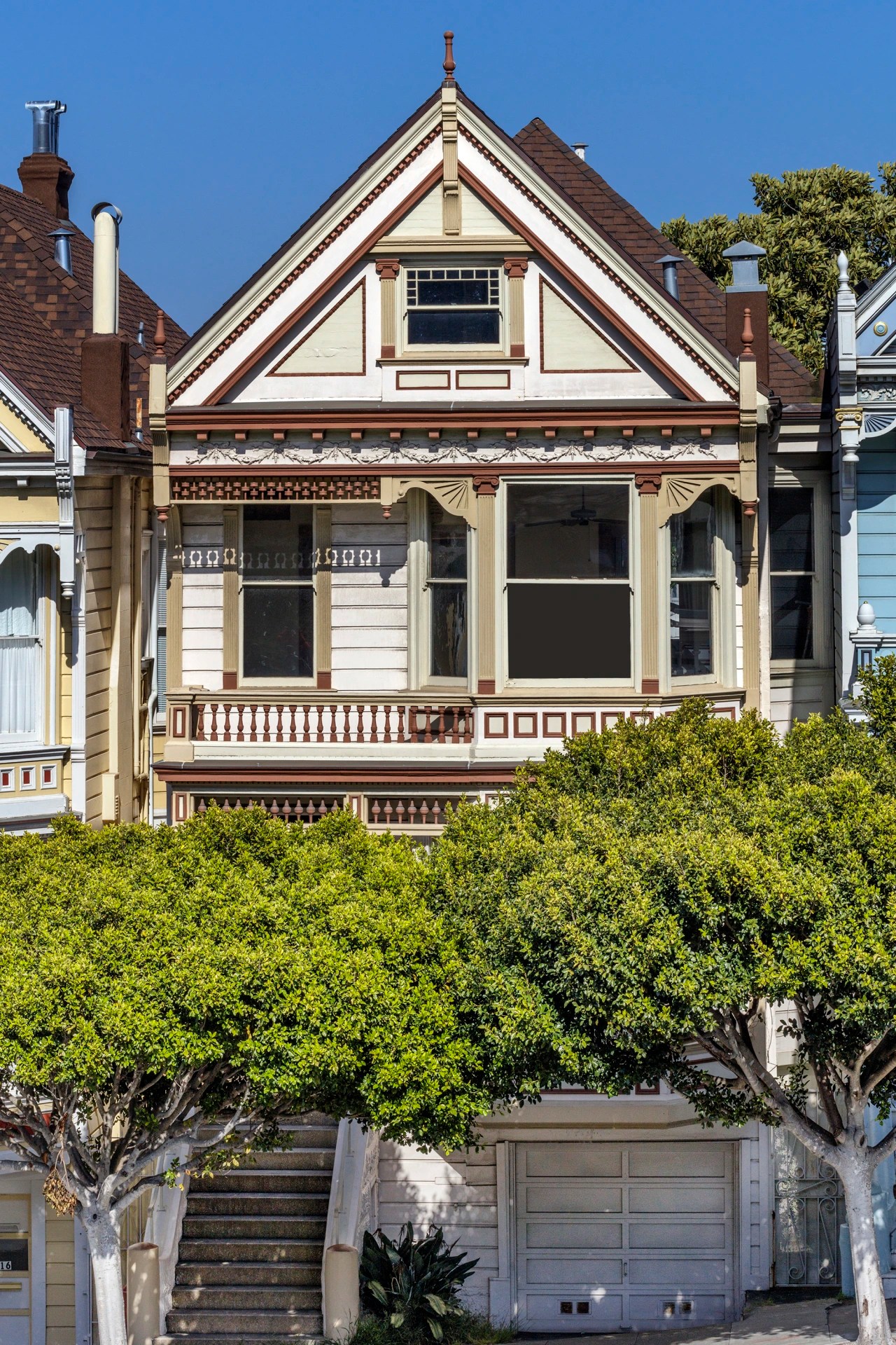 One of San Francisco’s Famous ‘Painted Ladies’ Lists for 3.55 Million