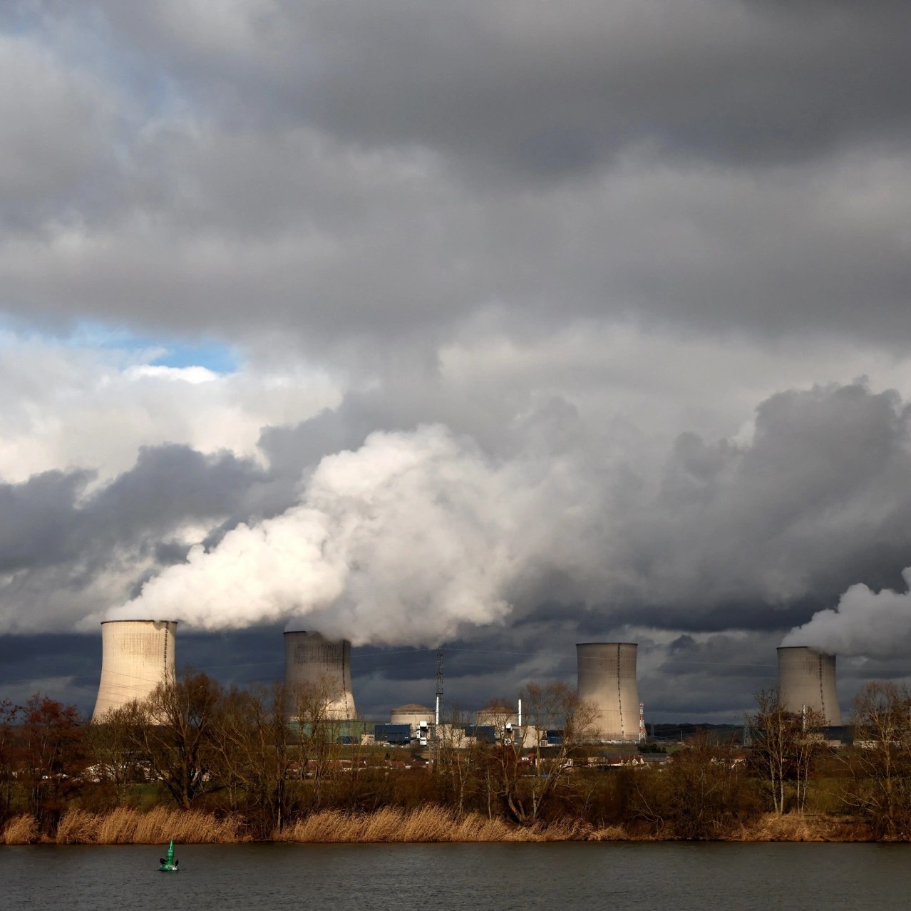 Nuclear Power Is Poised for a Comeback. The Problem Is Building the