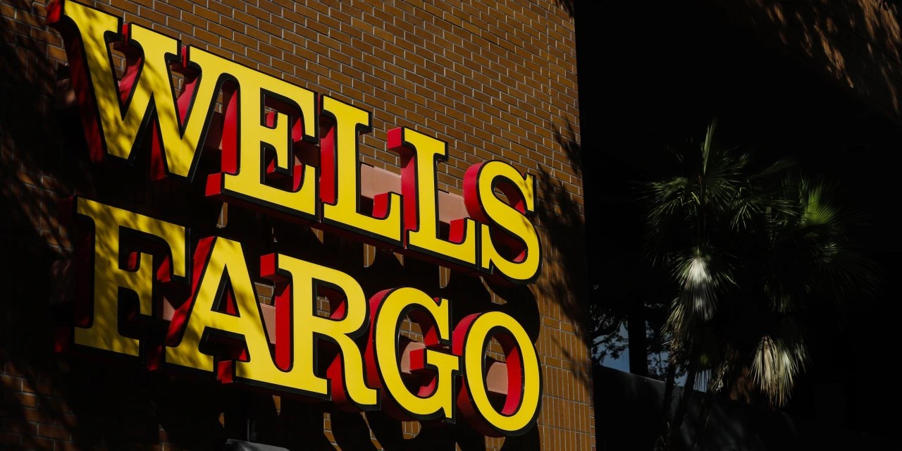 Wells Fargo Hires Strategic Enterprise Risk Chief WSJ