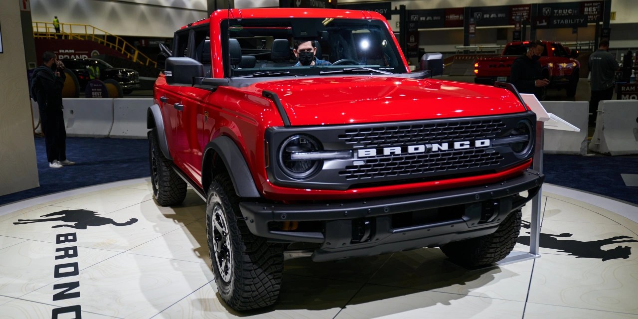 Ford Bronco Engine-Failure Reports Spur Federal Safety Investigation - WSJ