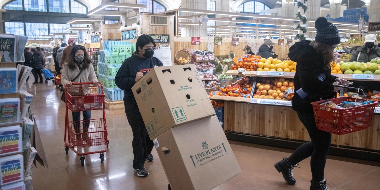 Trader Joe’s Workers Vote to Form Union at Massachusetts Store WSJ