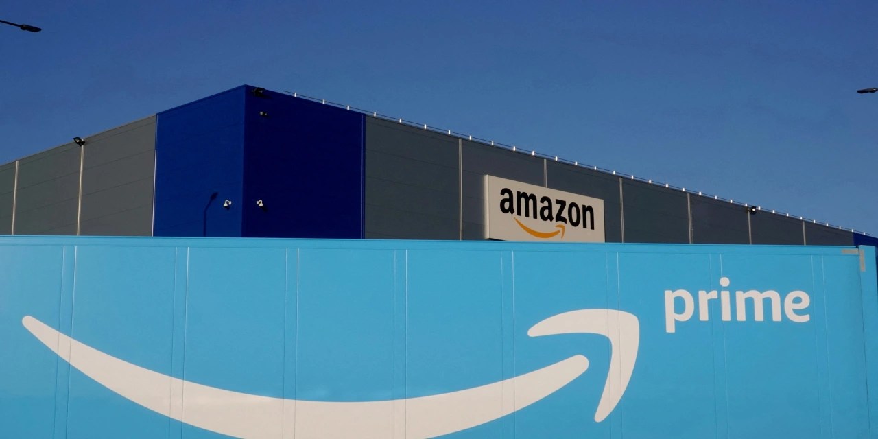 Amazon, Apple and More Stocks to Watch Friday