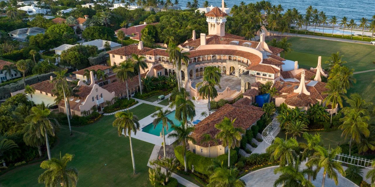 Donald Trump’s MaraLago Home Searched by FBI What to Know WSJ