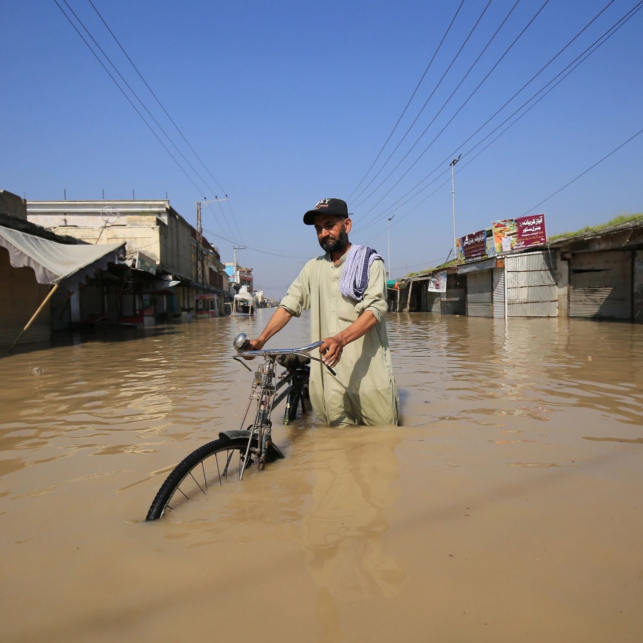 Pakistan Floods Affect Millions, Leave Over 1,000 Dead WSJ
