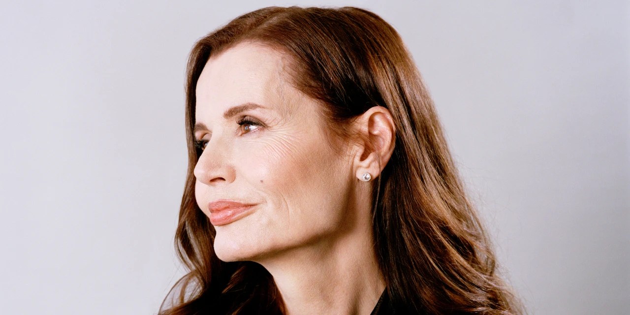 Geena Davis Wants to Change the Way We See Women WSJ(07)