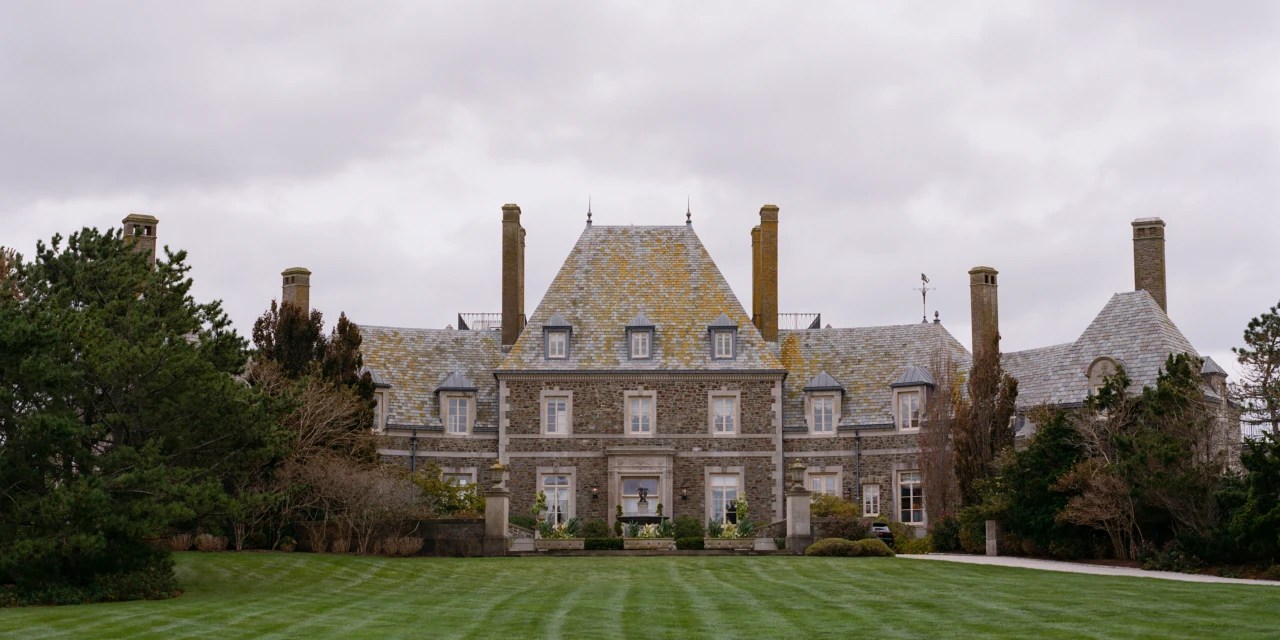 Jay Leno's 9Chimney House in Newport, R.I. Radio Gunk