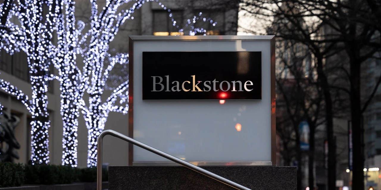 Blackstone Limits Redemptions From Real Estate Vehicle, Stock Sinks WSJ