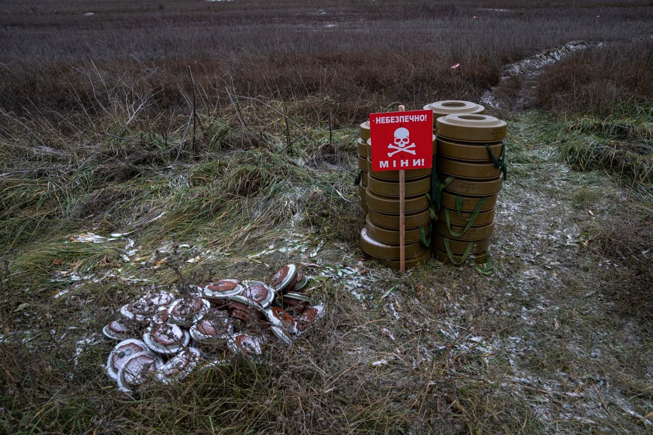 Ukraine Gains U.S. Support Tackling Vast Task of Removing Landmines WSJ