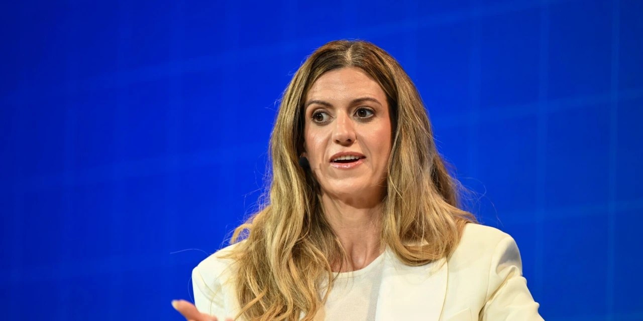 Exclusive OnlyFans in Talks to Sell Majority Stake to Investment Firm