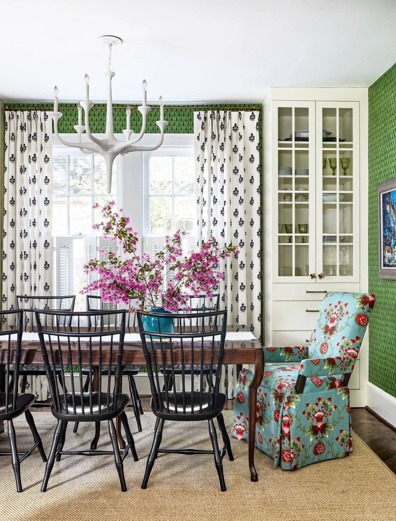 The Modern Chandelier Trend That’s Making Everything Else Seem Dated WSJ