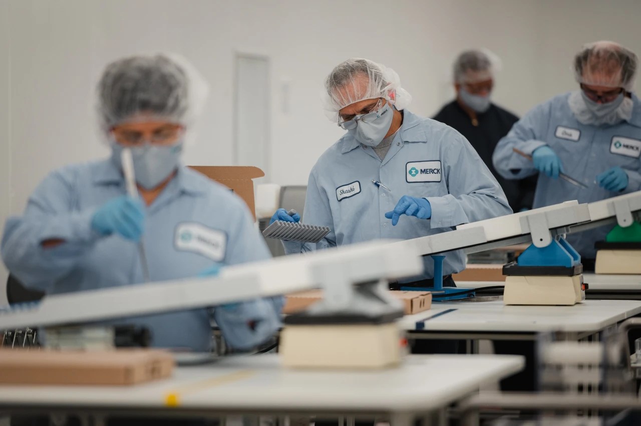 J&J Slashes Production of Its Unpopular Covid19 Shot WSJ