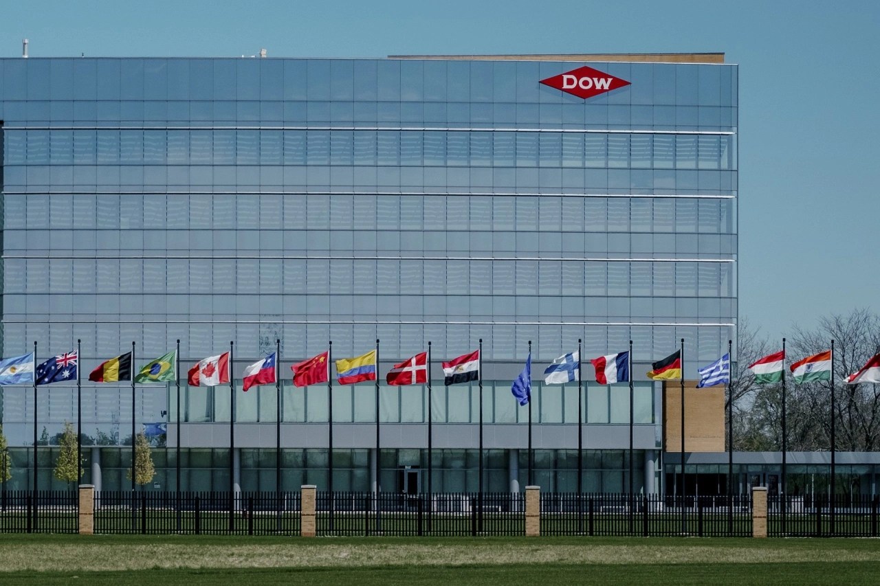 Dow to Cut 2,000 Jobs Globally WSJ