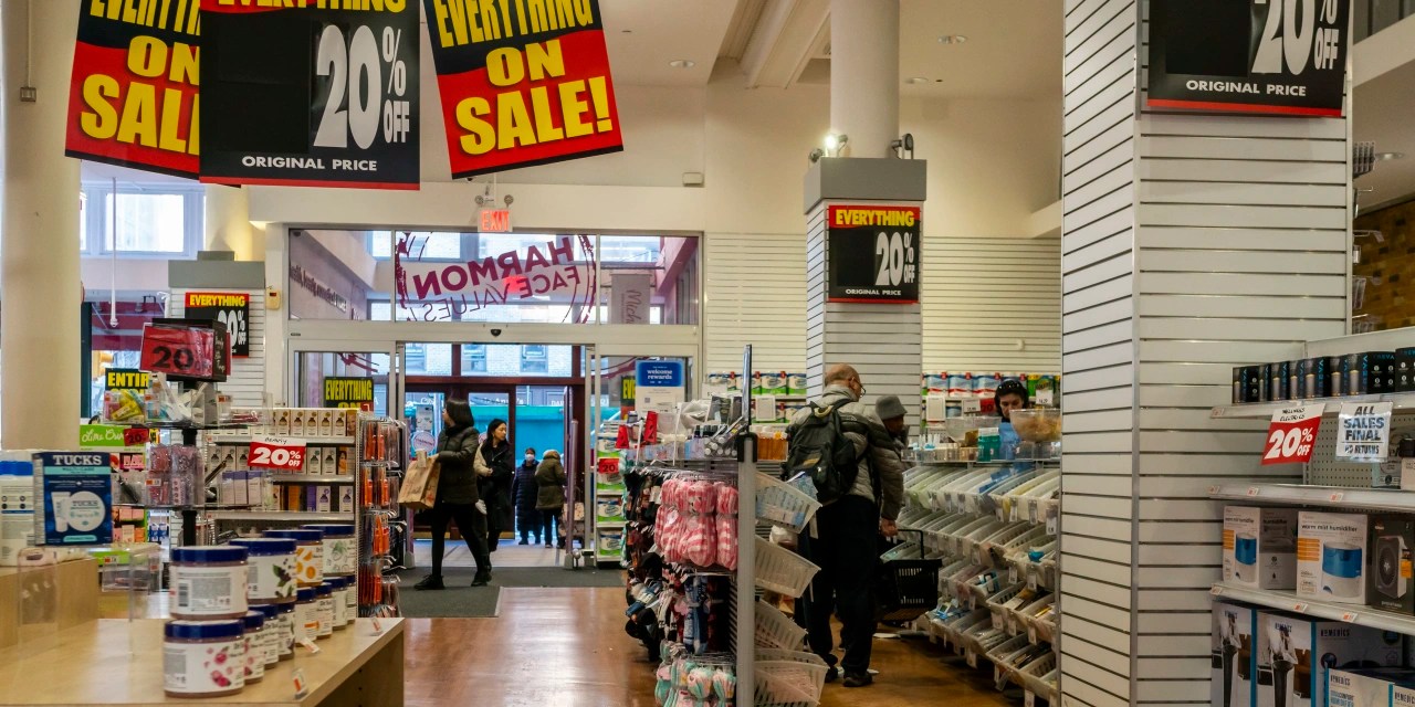 The Investor Behind the 1 Billion Bet on Bed Bath & Beyond WSJ