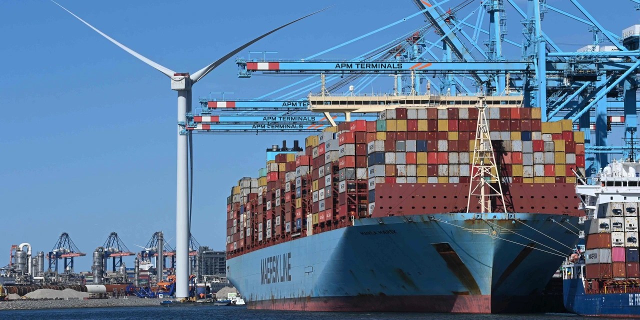 Biggest Shipping Companies Signal Global Trade Slowdown WSJ